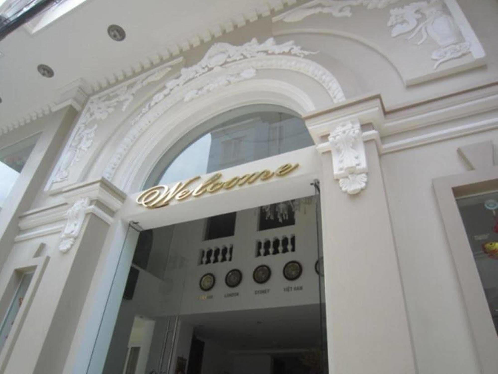 Golden View Saigon Hotel Хошимин Экстерьер фото